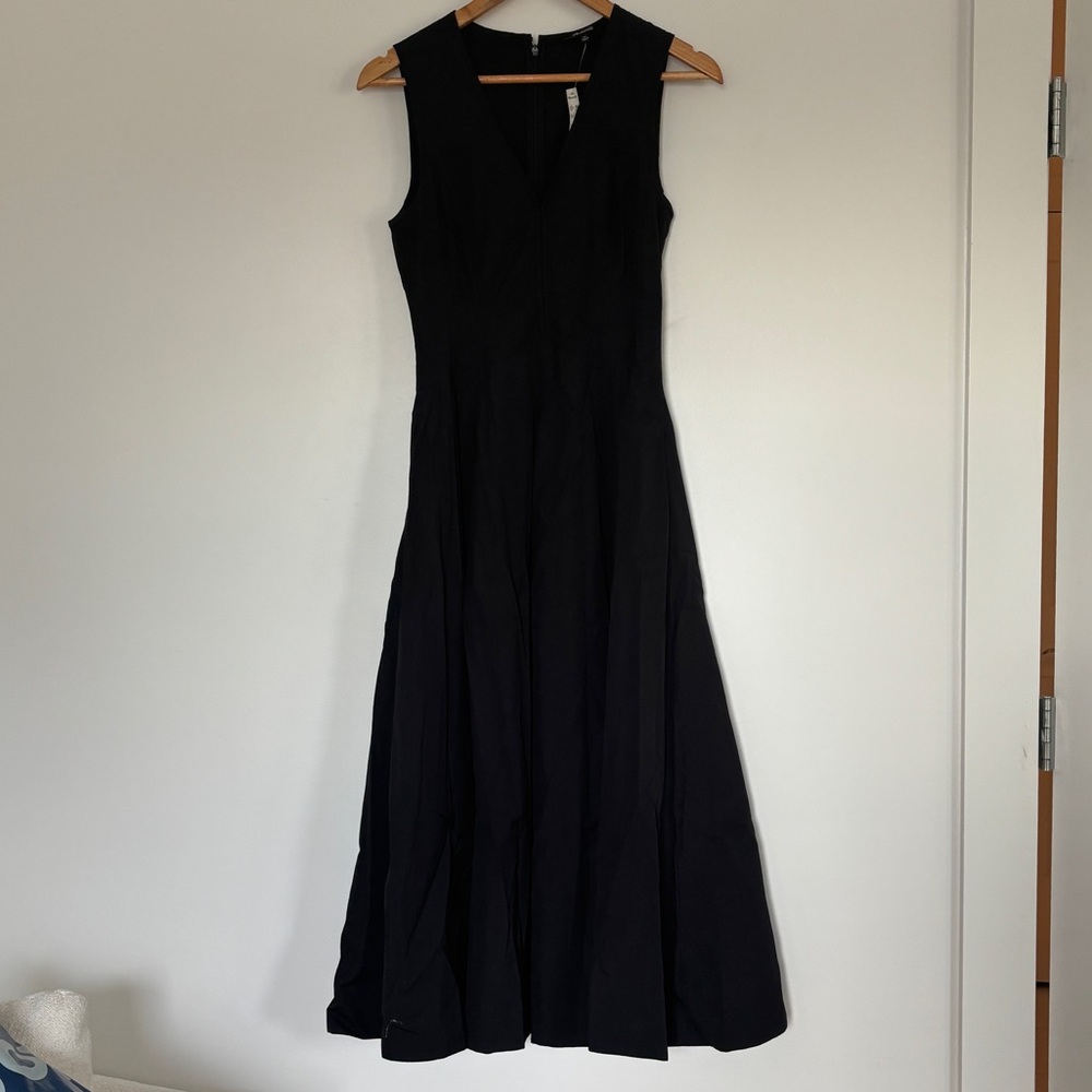 NWT Madewell V-Neck Black Midi dress Circle skirt A line fit & flare sleeveless - Picture 6 of 15